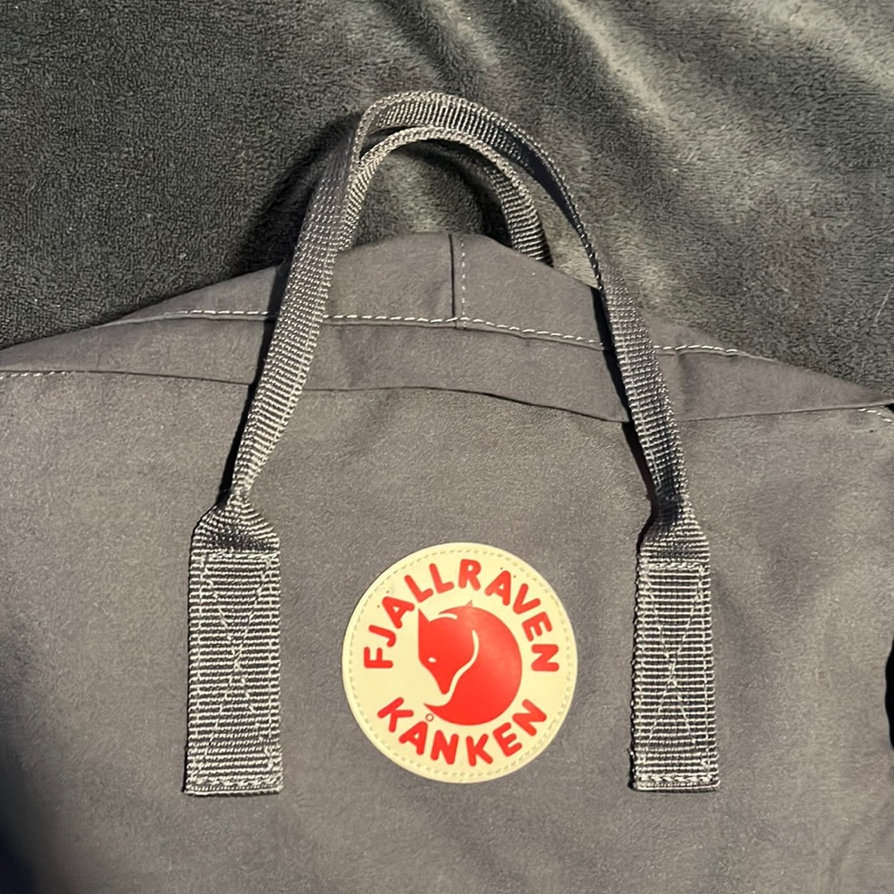 fjallraven kanken gray backpack